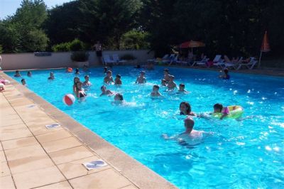 Sud ardeche locations  avec grande piscine sécurisée