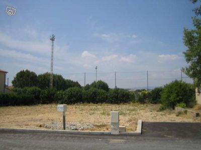 PARTICULIER VEND TERRAIN PLAT, VIABILISE