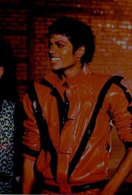 Michael Jackson veste THRILLER neuf 