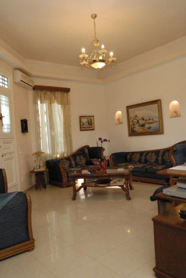 Greece Cyclades island of Milos  rent villa for 8 person