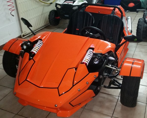 TRIKE ZTR 250cc roadster 4 vitesses + mar, couleur orange