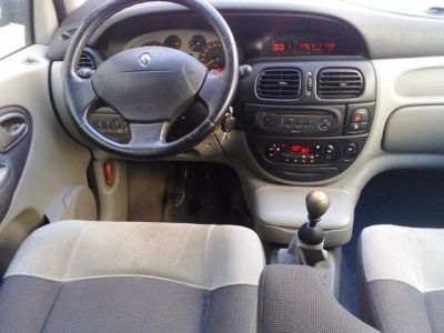RENAULT SCENIC 1,9 DCI 105 SPORTWAY