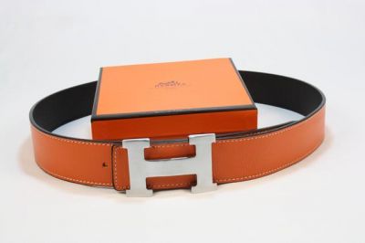 La ceinture Hermès en forme de H est l'une des ceintures