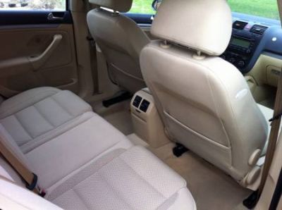 Tres bel Golf V SPORT 2.0 TDI 140