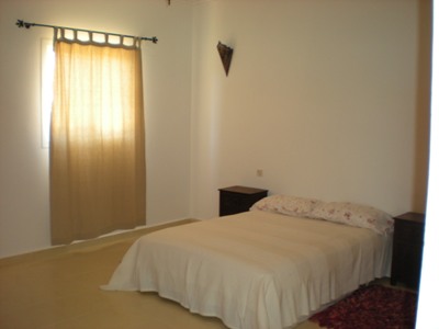 Moulay-Bousselham. A louer en location saisonnière et week end, un grand appartement sur 2 niveaux d