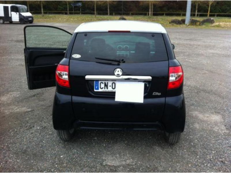 Offre une trés belle voiture sans permis Aixam City