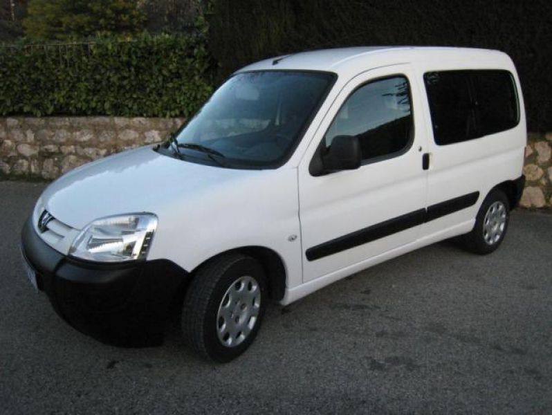 PEUGEOT PARTNER 1.6 HDI 75 en bon etat