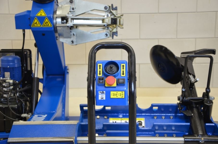 Machine démonte pneus PL T600-C2 de 14-26’’ télécommande sans fil r