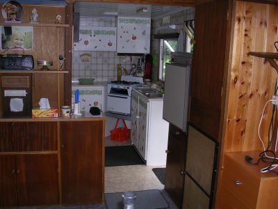 Terrain et Caravane Résidentielle au bord de la semois