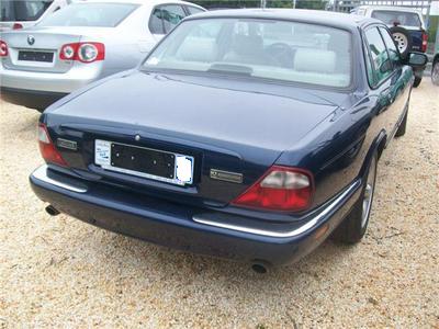 Jaguar XJ 3.2i V8 32v 