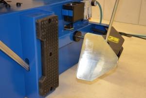 Machine démonte pneus 12 à 26'' 220v automatique