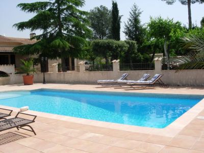 PROVENCE villa avec piscine a louer toutes periodes