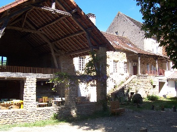 Grand gîte de groupe rural en Bourgogne pour 44 pers.