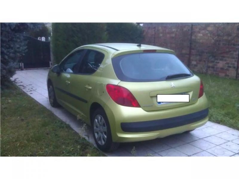 PEUGEOT 207 1.4 HDI70 TRENDY 5P a donner