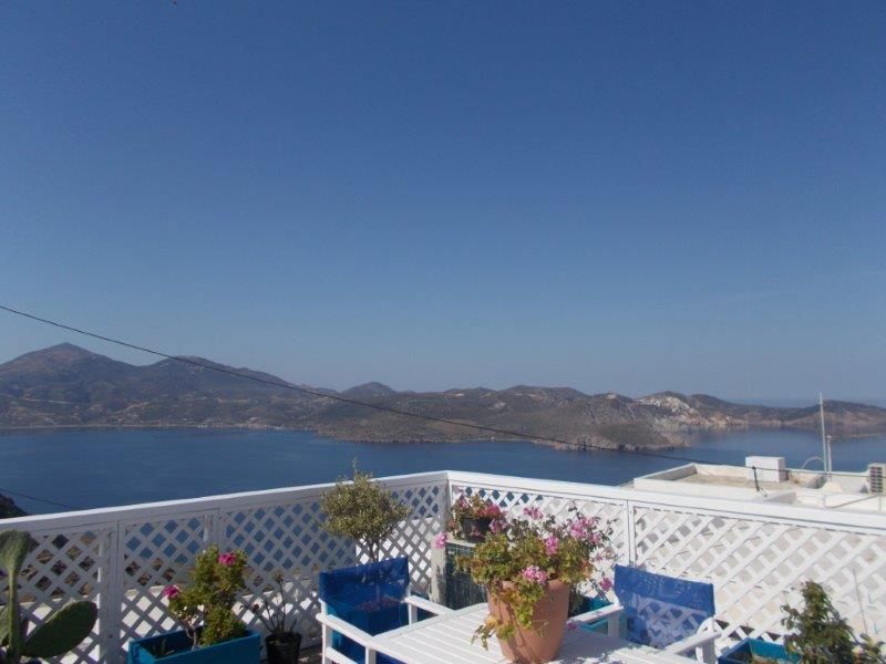  Greece Cyclades island milos /plaka rent appartament