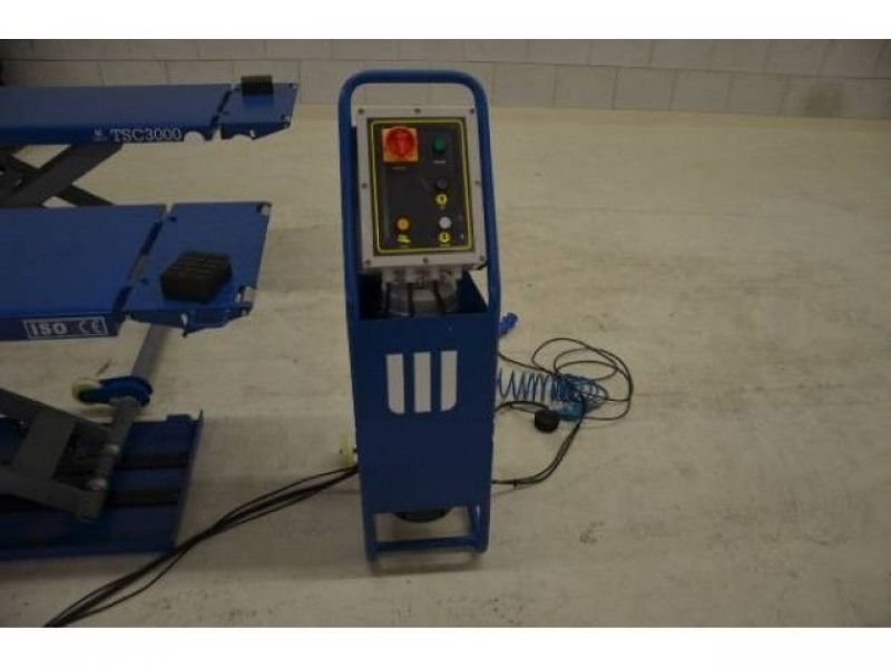 Pont ciseaux 3Tonnes mobile professionnel