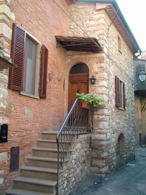 TOSCANE LIVORNO SUVERETO CENTRE MEDIEVAL 4 PAX  15’ MER JARDIN